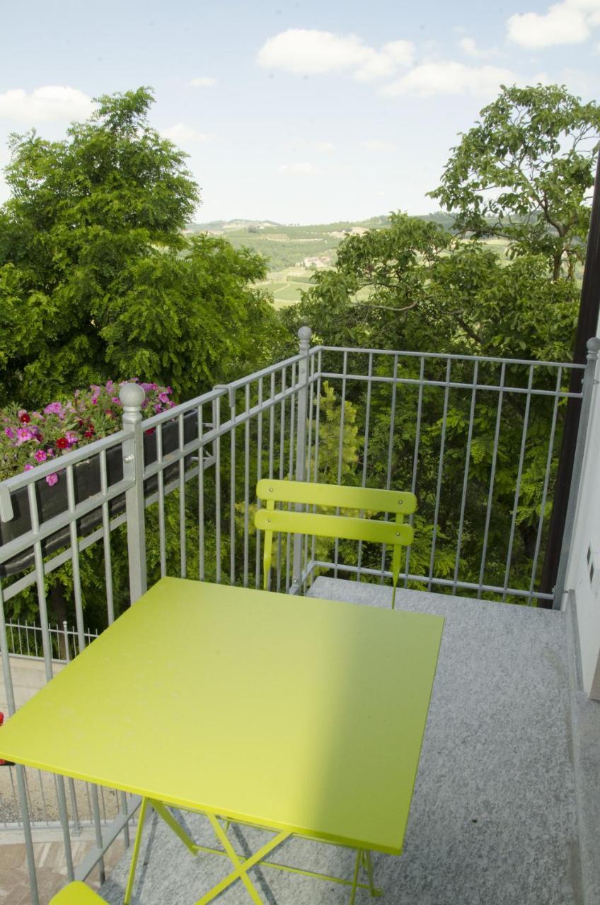La Casa Di Alice Appartement Rodello Buitenkant foto
