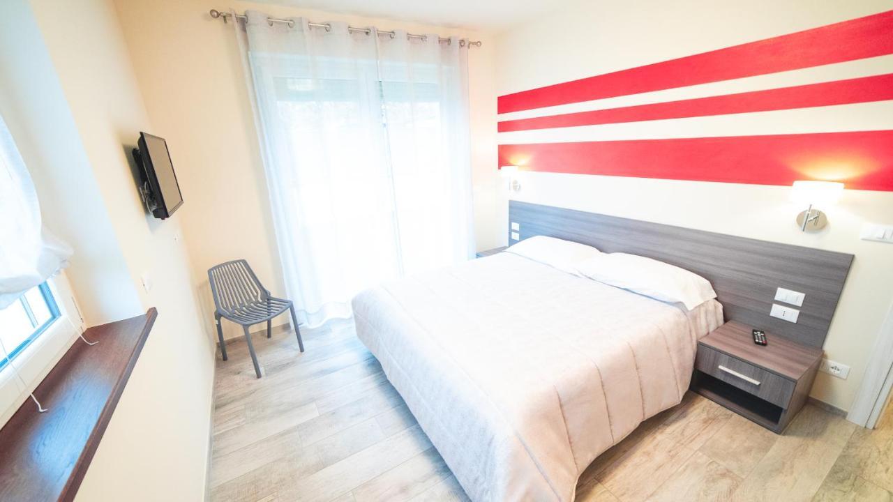 La Casa Di Alice Appartement Rodello Buitenkant foto
